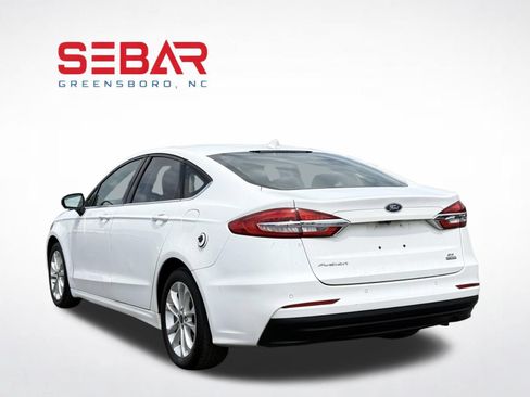 Used 2020 Ford Fusion SE FWD image 8