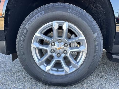 New 2026 Chevrolet Suburban LS w/ LPO, Dark Essentials Package image 3