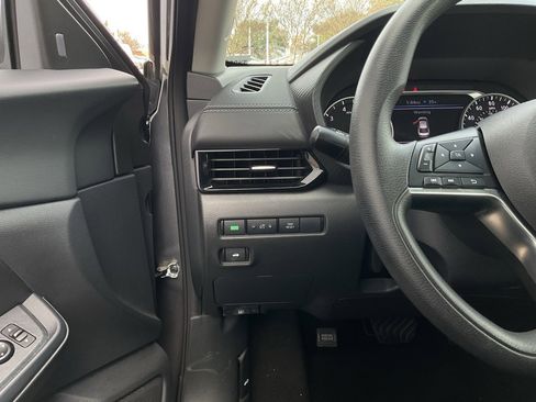 Used 2024 Nissan Sentra SV image 23