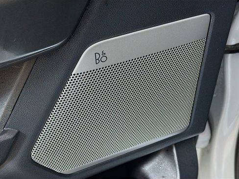 Used 2022 Ford F150 XLT w/ Equipment Group 302A High image 36