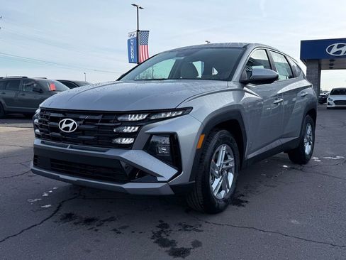 New 2026 Hyundai Tucson SE FWD image 3