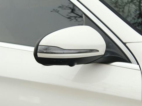 Used 2021 Mercedes-Benz GLC 300 4MATIC Coupe image 12