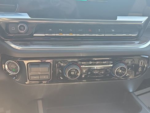 New 2026 Chevrolet Silverado 1500 LTZ w/ LTZ Premium Package image 16