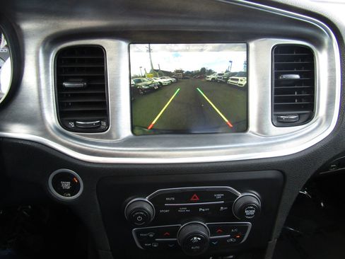 Used 2017 Dodge Charger R/T image 27