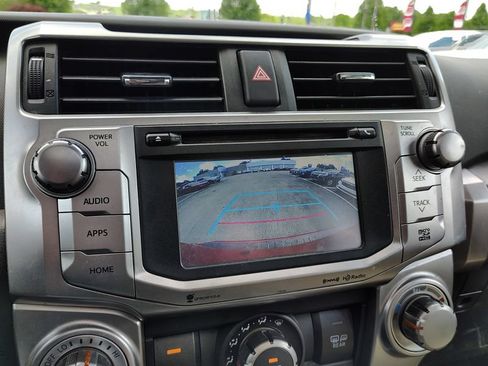 Used 2017 Toyota 4Runner SR5 Premium AWD/4WD image 17
