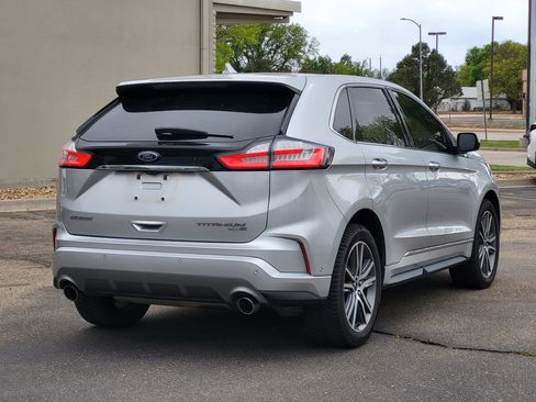 Used 2019 Ford Edge Titanium w/ Equipment Group 301A AWD/4WD image 2