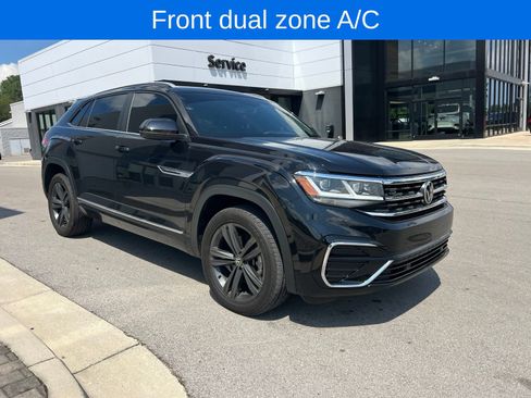 Used 2021 Volkswagen Atlas Cross Sport SE FWD image 3