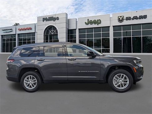 New 2025 Jeep Grand Cherokee L Laredo w/ Luxury Tech Group I image 2