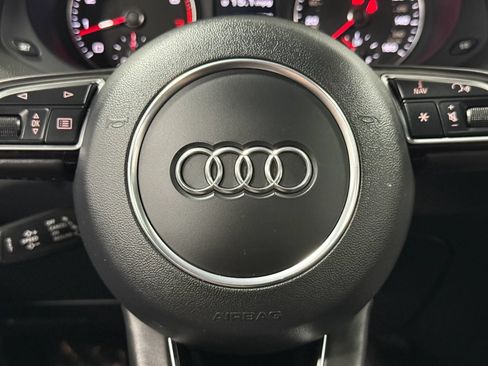 Used 2017 Audi Q3 2.0T Prestige w/ Prestige Package AWD/4WD image 28