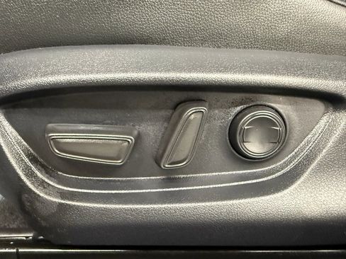 Used 2025 Toyota Camry XSE image 17