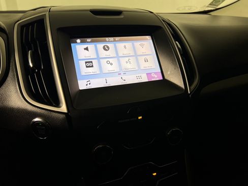 Used 2016 Ford Edge SEL image 27