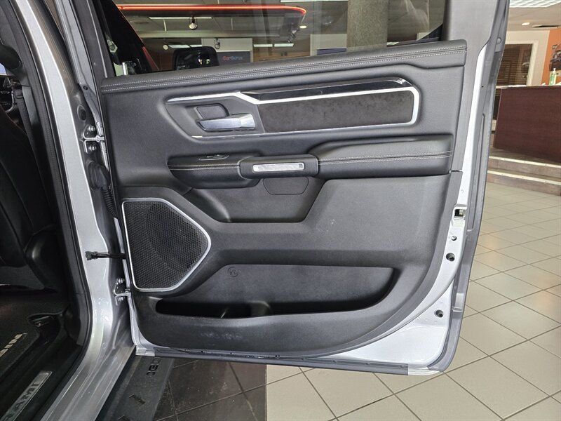 Used 2020 RAM 1500 Laramie w/ Sport Appearance Package AWD/4WD image 16