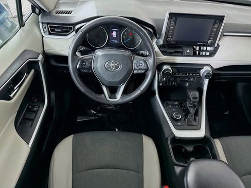 Certified 2021 Toyota RAV4 XLE image 4