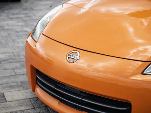 Used 2007 Nissan 350Z Grand Touring w/ Cargo Convenience Pkg RWD image 6