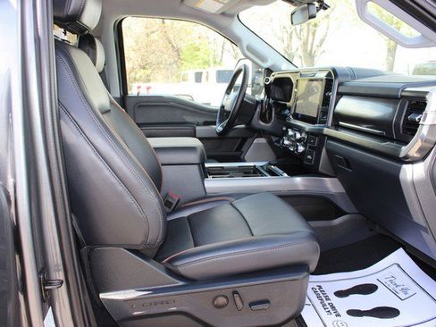Used 2025 Ford F350 Lariat w/ Tremor Off-Road Package image 18
