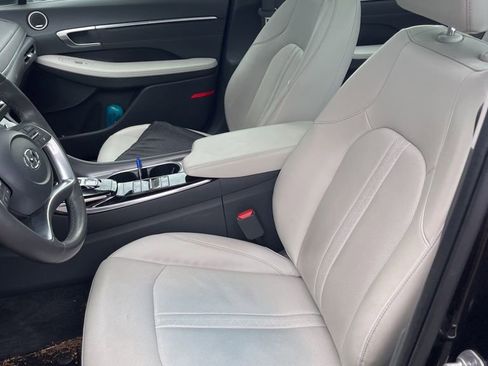 Used 2023 Hyundai Sonata Limited image 11