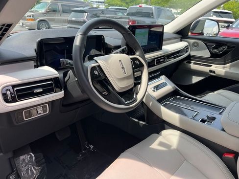 Used 2026 Lincoln Aviator Reserve w/ Luxury Package AWD/4WD image 26