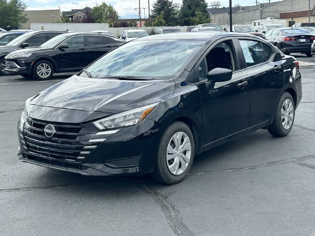 Used 2025 Nissan Versa S FWD image 8