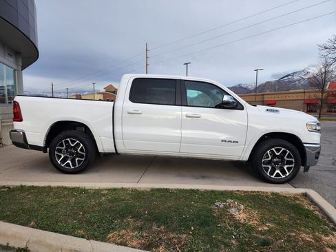 Used 2025 RAM 1500 Laramie image 4