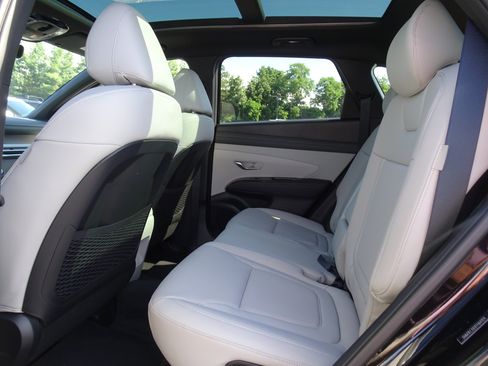 New 2026 Hyundai Tucson Limited AWD/4WD image 16