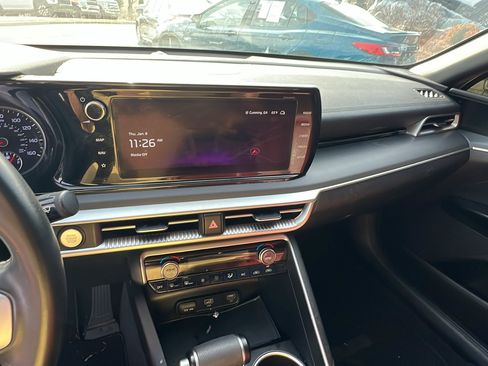 Used 2023 Kia K5 GT-Line image 31