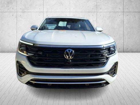 New 2026 Volkswagen Atlas Cross Sport SEL Premium R-Line image 8