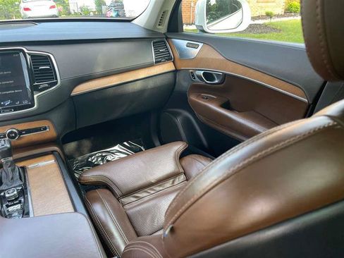Used 2018 Volvo XC90 T6 Inscription w/ Convenience Package AWD/4WD image 22
