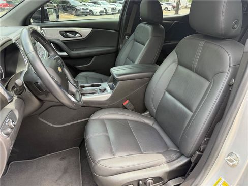 Used 2021 Chevrolet Blazer LT w/ Sound & Technology Package FWD image 32
