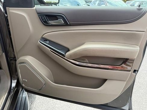 Used 2020 GMC Yukon SLT RWD image 17