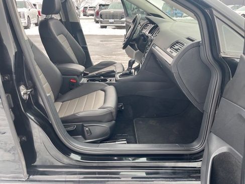 Used 2015 Volkswagen Golf TDI SEL image 19