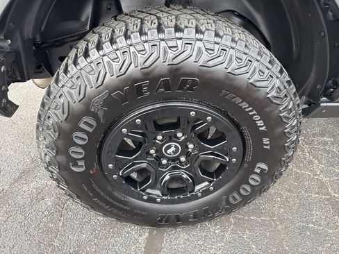 Used 2023 Ford Bronco Wildtrak AWD/4WD image 23