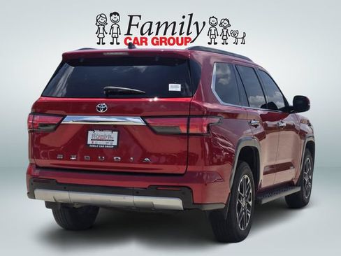 Used 2023 Toyota Sequoia Limited AWD/4WD image 4