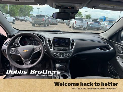 Used 2023 Chevrolet Malibu LT FWD image 11