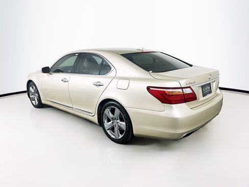 Used 2010 Lexus LS 460 RWD image 5