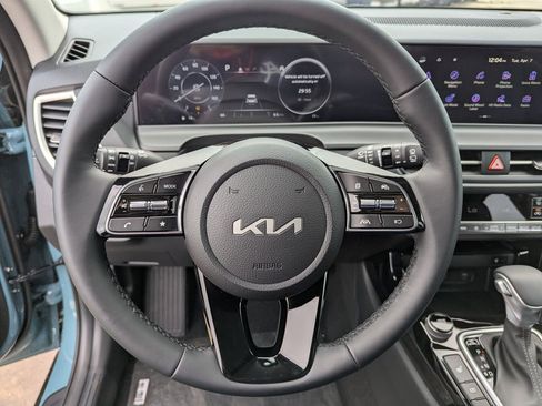New 2026 Kia Seltos EX FWD image 29