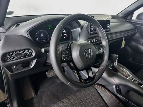 Used 2024 Honda HR-V Sport image 8