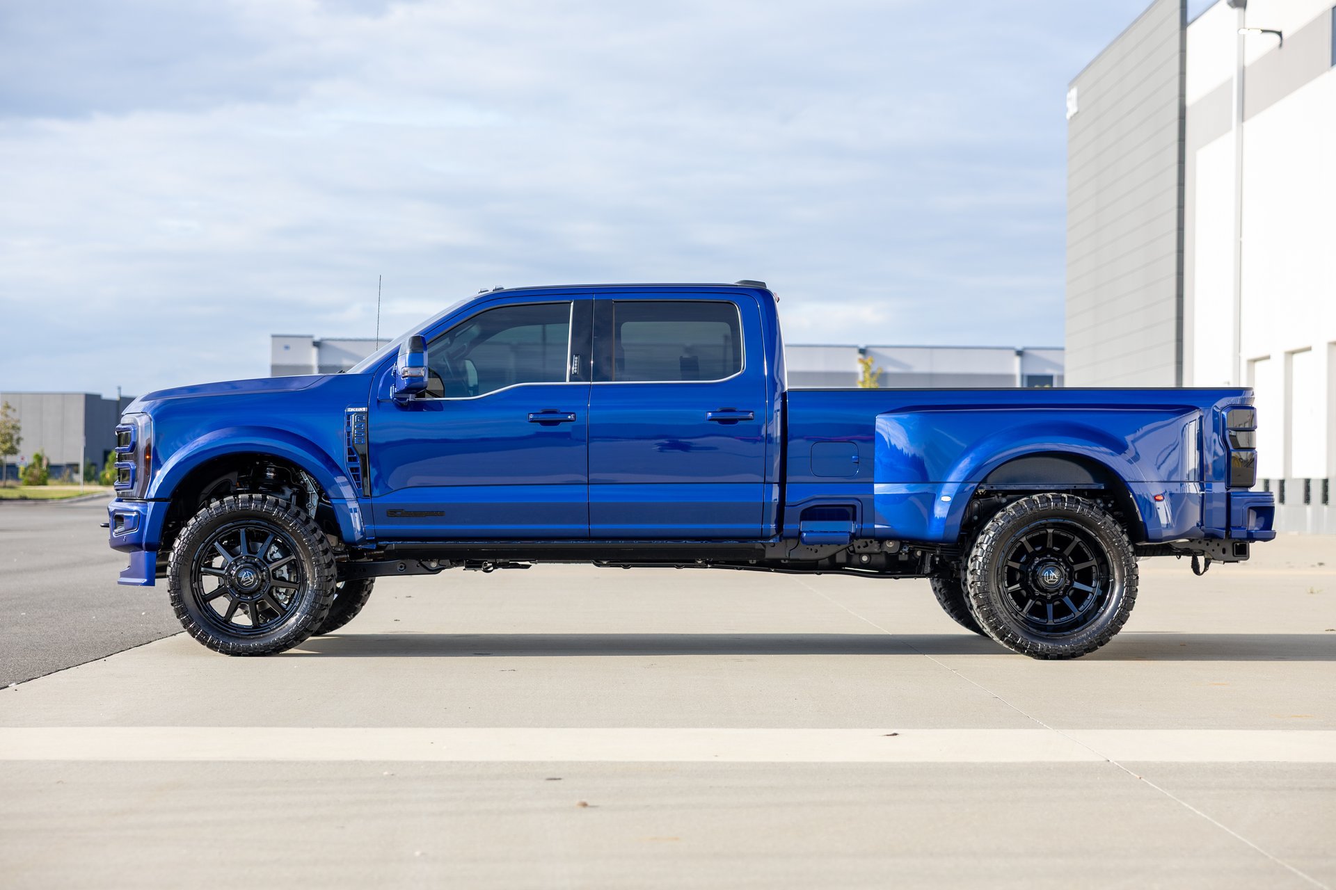 Used 2026 Ford F450 King Ranch w/ Chrome Package AWD/4WD image 4