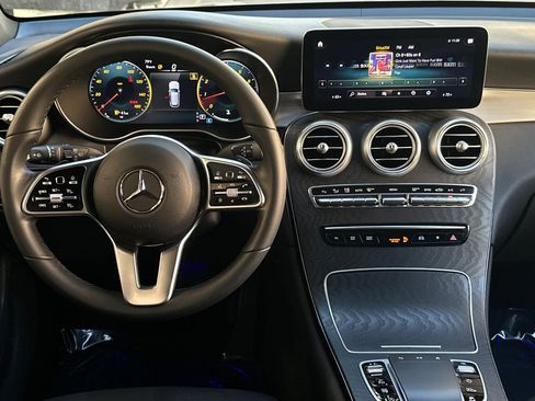 Certified 2022 Mercedes-Benz GLC 300 image 29