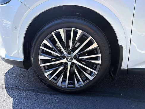 Used 2026 Lexus RX 350 Premium Plus w/ Convenience Package AWD/4WD image 8