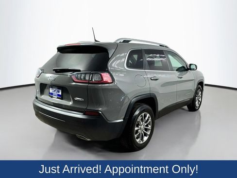 Used 2019 Jeep Cherokee Latitude Plus w/ Comfort/Convenience Group AWD/4WD image 8