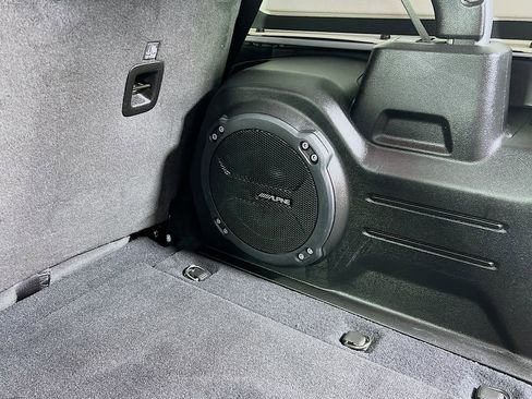 Used 2022 Jeep Wrangler Unlimited Sport image 34