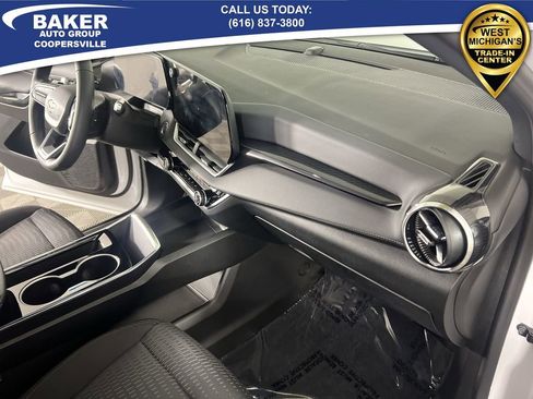 Used 2025 Chevrolet Equinox LT image 28