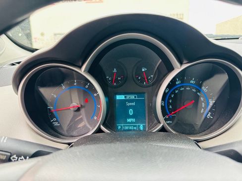 Used 2016 Chevrolet Cruze LS image 21