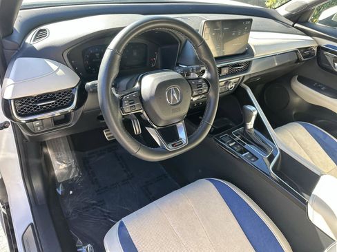 Certified 2025 Acura ADX A-Spec image 2