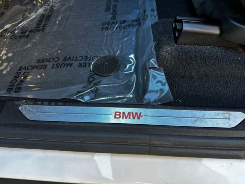 Used 2021 BMW X5 xDrive40i w/ Premium Package image 32