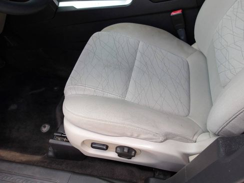 Used 2015 Ford Explorer FWD image 18