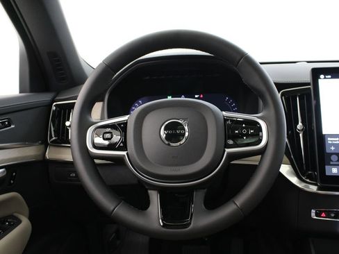 New 2026 Volvo XC90 B5 Core AWD/4WD image 24