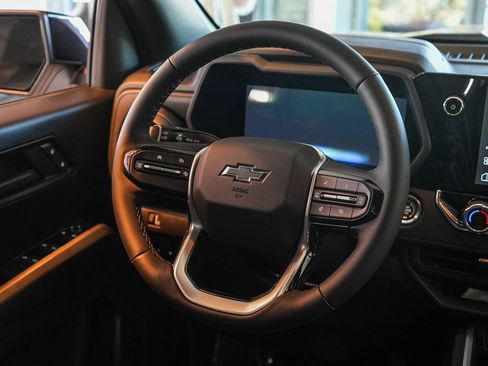 New 2026 Chevrolet Colorado Trail Boss AWD/4WD image 18