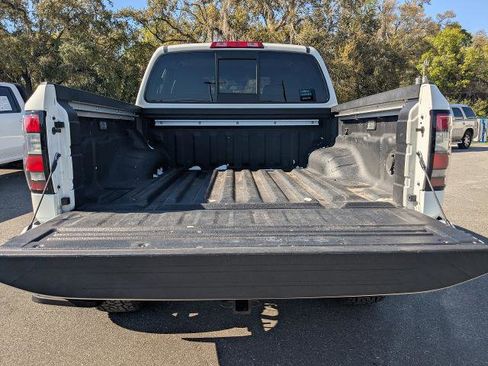 Used 2022 Nissan Frontier SV image 12