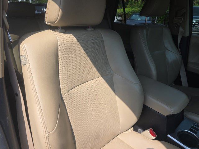 Used 2014 Toyota 4Runner Limited AWD/4WD image 14